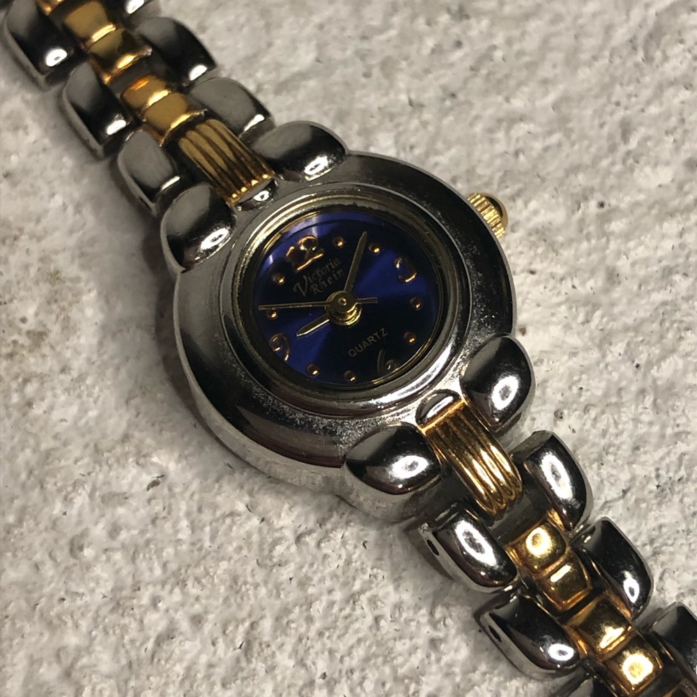 Victoria Rhein Watch - Picture 2 of 5